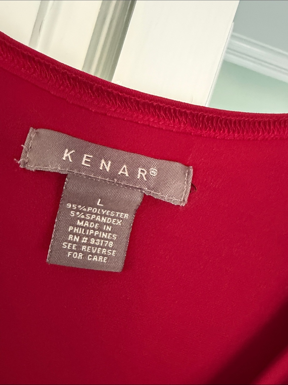 Kenar Red Short-Sleeve V-Neck Top with black Center Embellishment, size Large - Picture 2 of 3